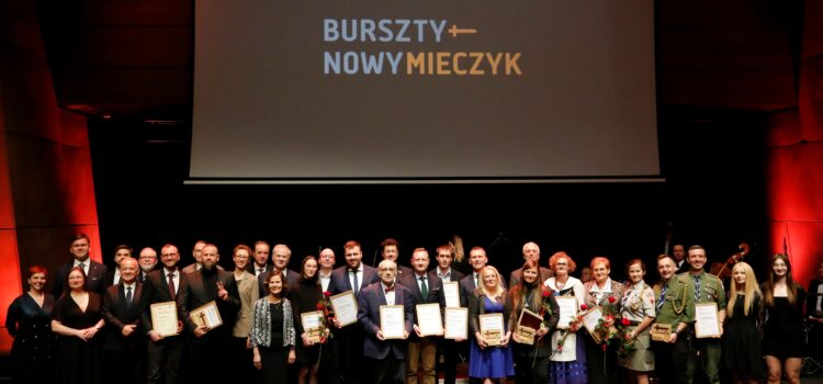 Znamy laureatów XXVIII edycji Konkursu o Nagrodę Bursztynowego Mieczyka